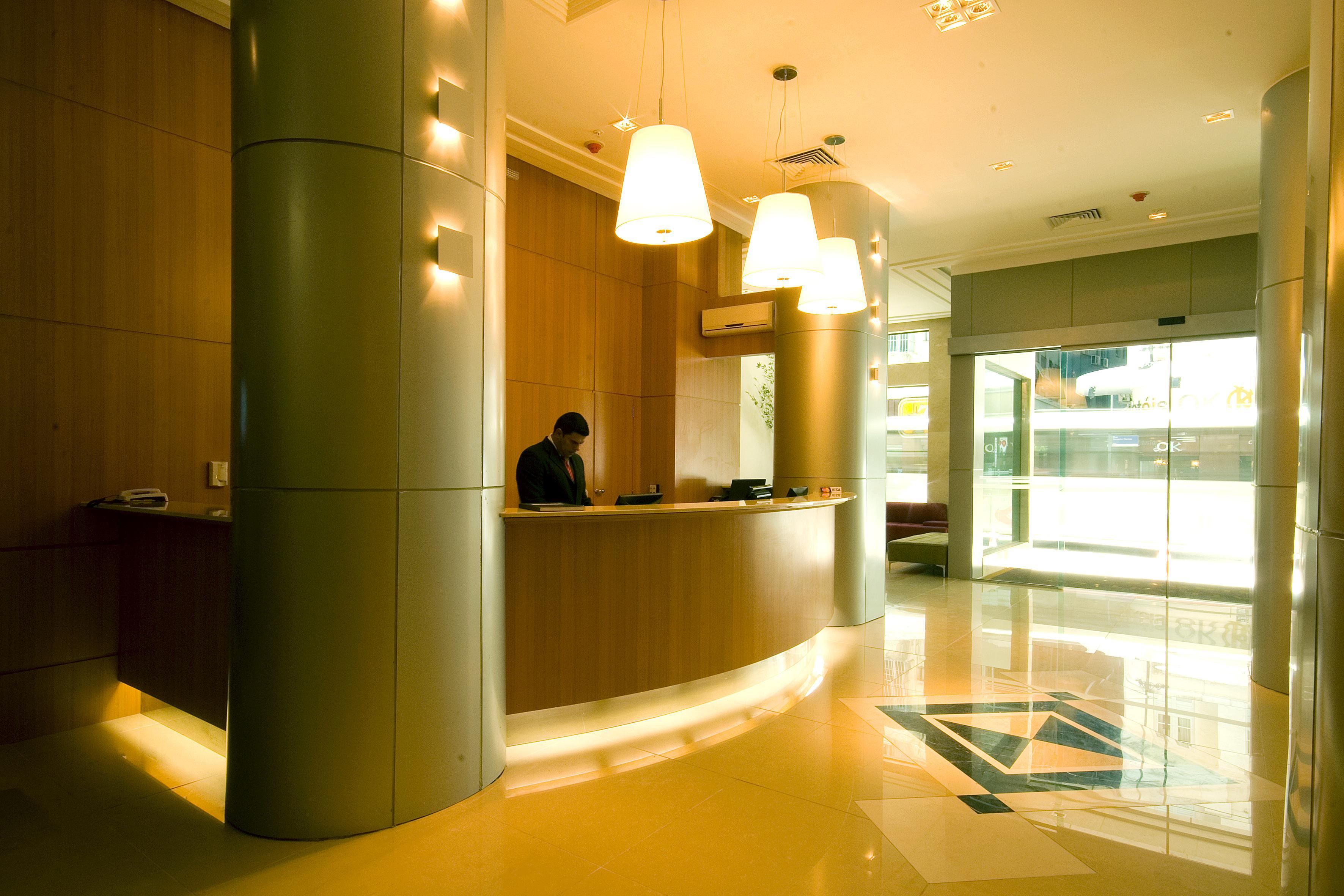 Hotel Atlantico Business Centro Rio de Janeiro Luaran gambar Reception desk of a modern hotel